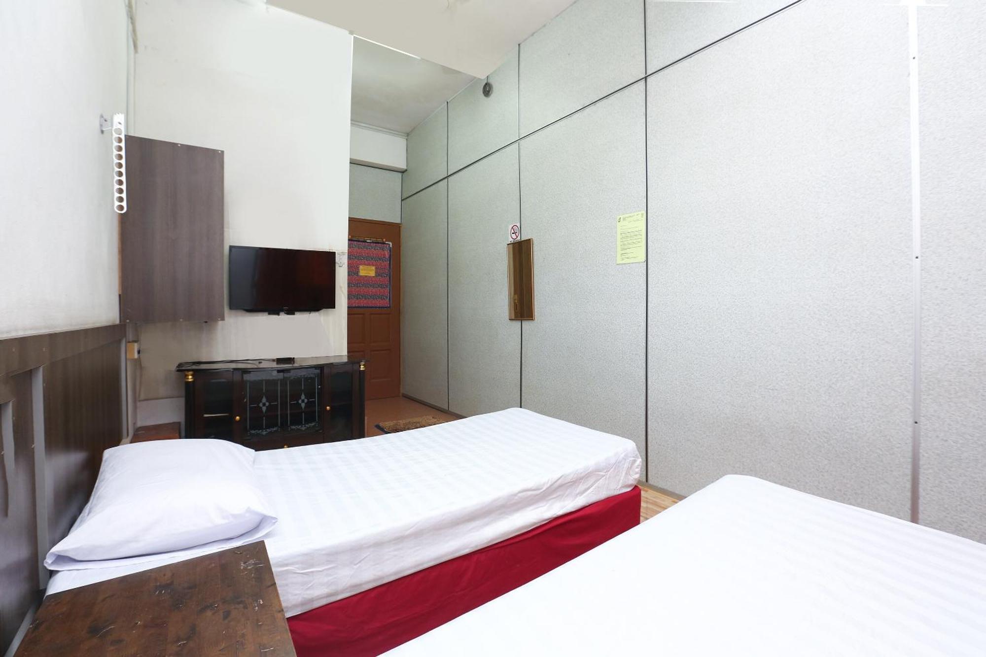 Oyo 89755 D&D Budget Inn Kota Bharu Eksteriør bilde