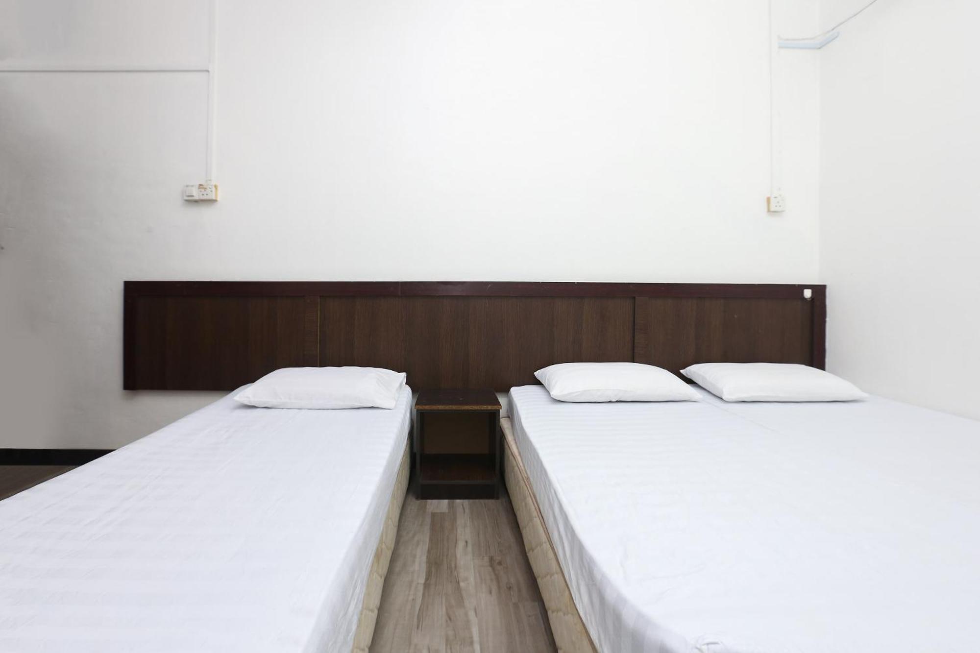 Oyo 89755 D&D Budget Inn Kota Bharu Eksteriør bilde