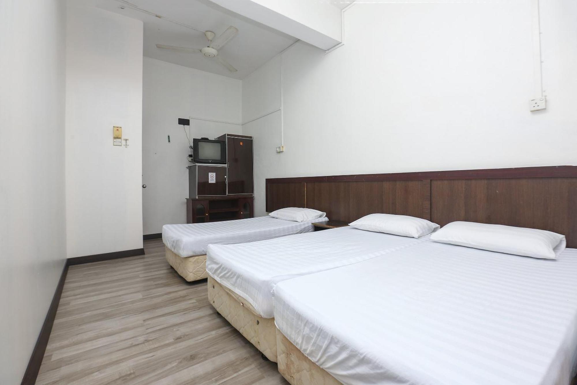 Oyo 89755 D&D Budget Inn Kota Bharu Eksteriør bilde