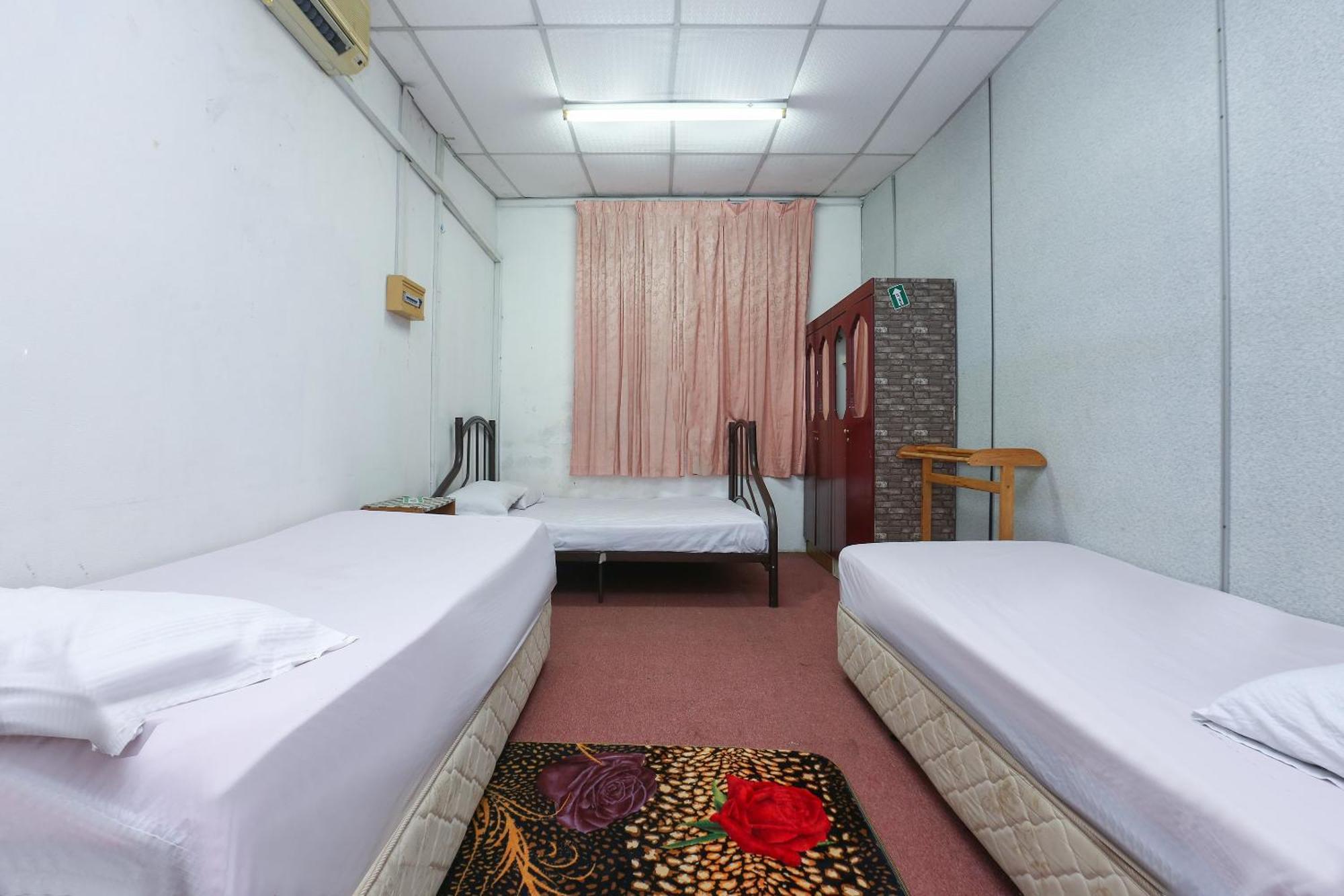 Oyo 89755 D&D Budget Inn Kota Bharu Eksteriør bilde