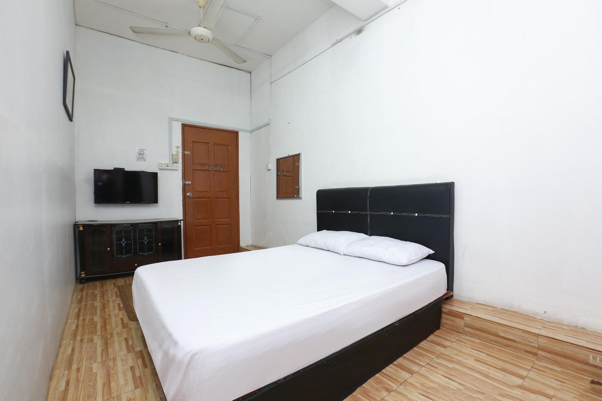 Oyo 89755 D&D Budget Inn Kota Bharu Eksteriør bilde